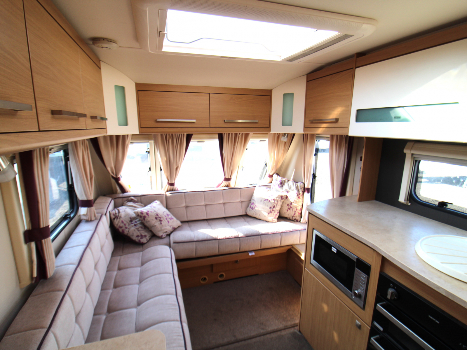 Elddis Rambler 13/2 image