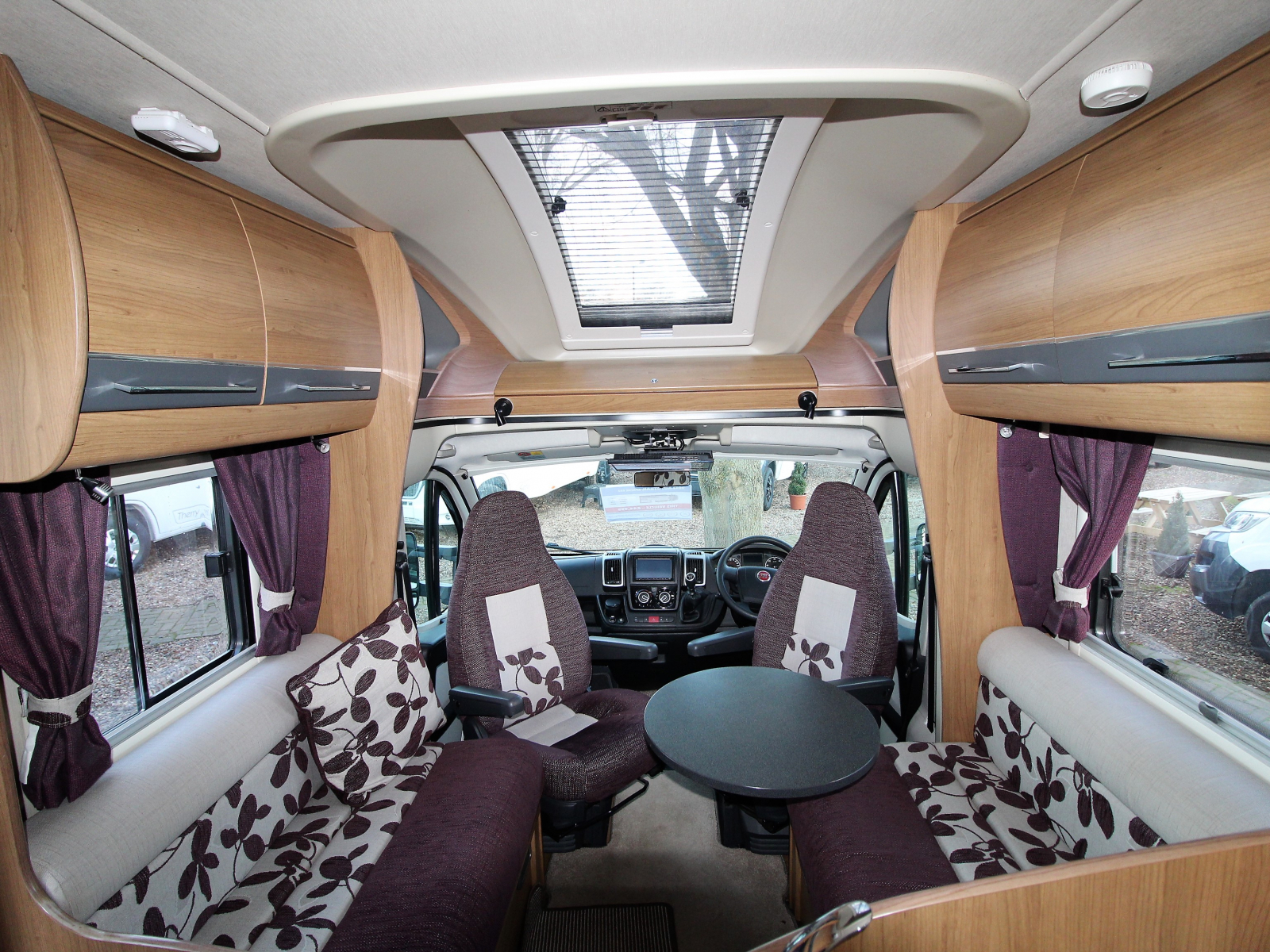 Auto-Trail Apache 632 - 2013 image