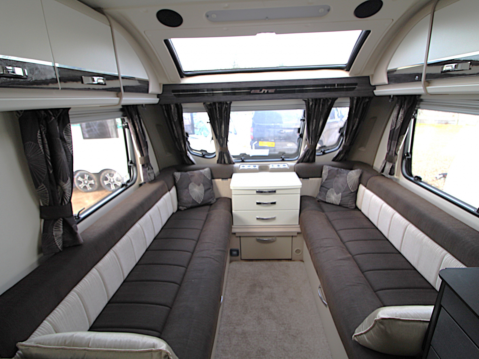 Sterling  Elite 480 - 2016 image