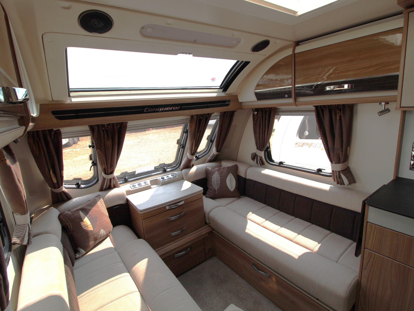Swift Conqueror 580 - 2016 image