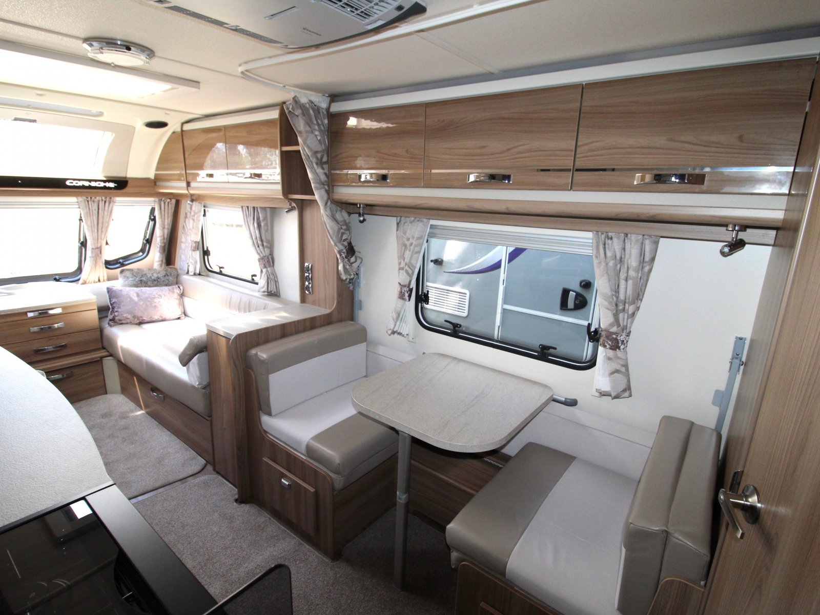 Swift Corniche 17/4 - 2016 image