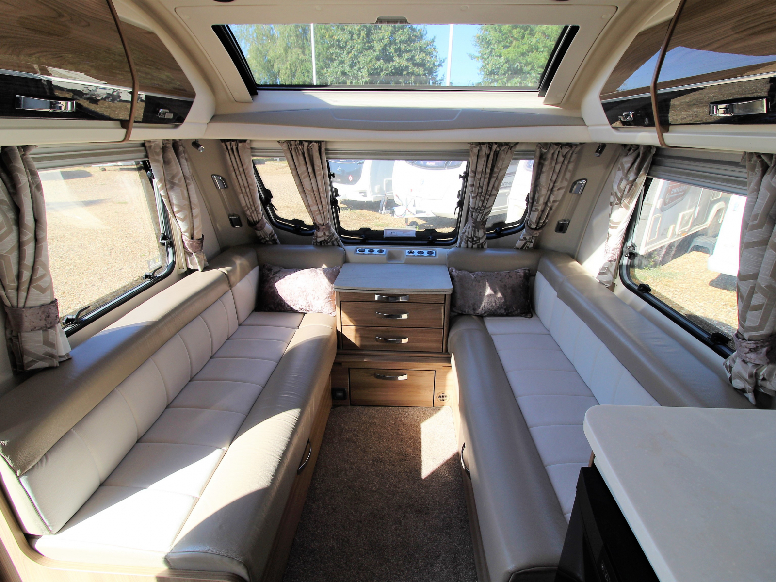 Swift Elegance 570 - 2016 image