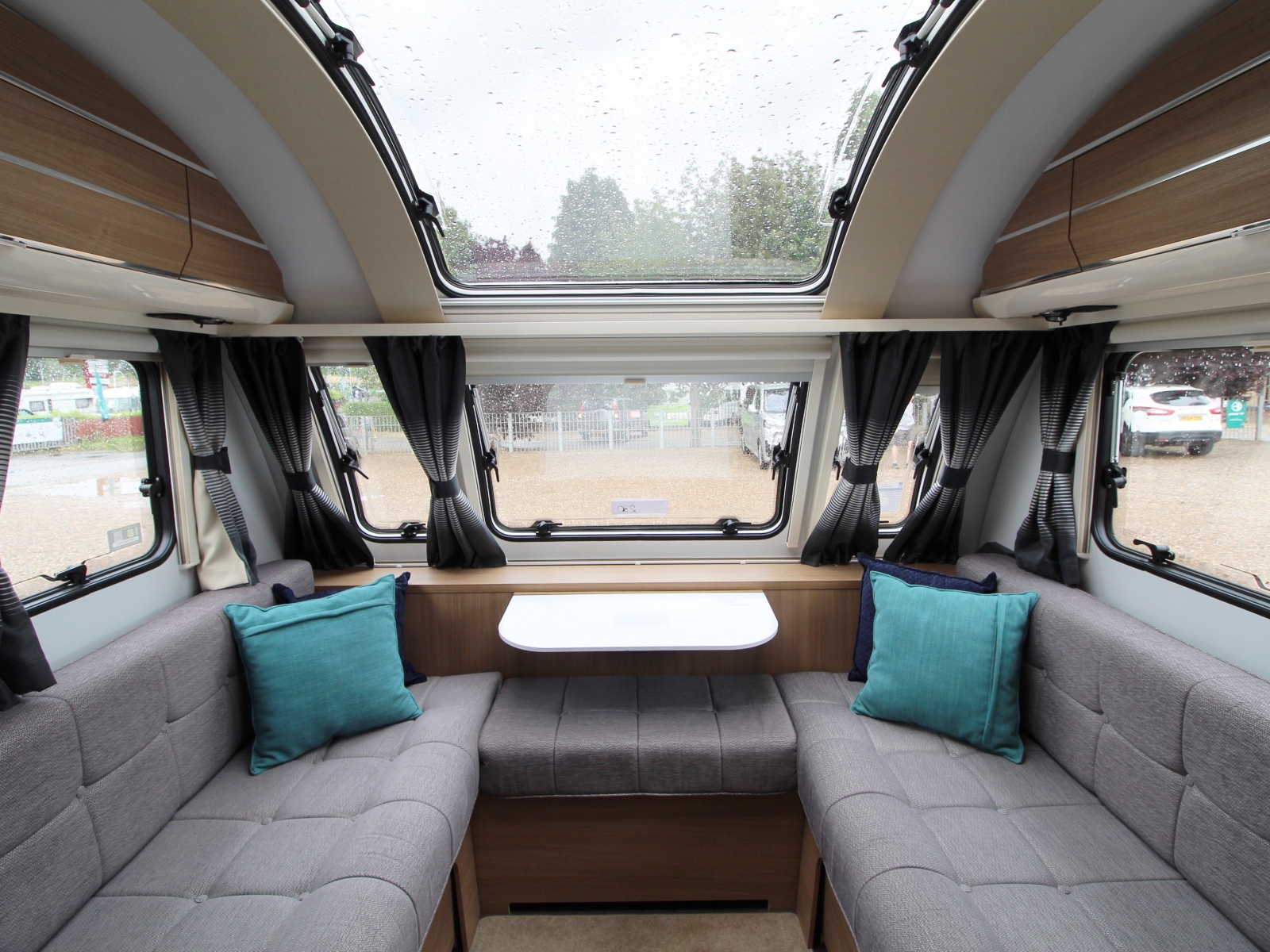 Adria Adora Thames 613 UT 2017 image