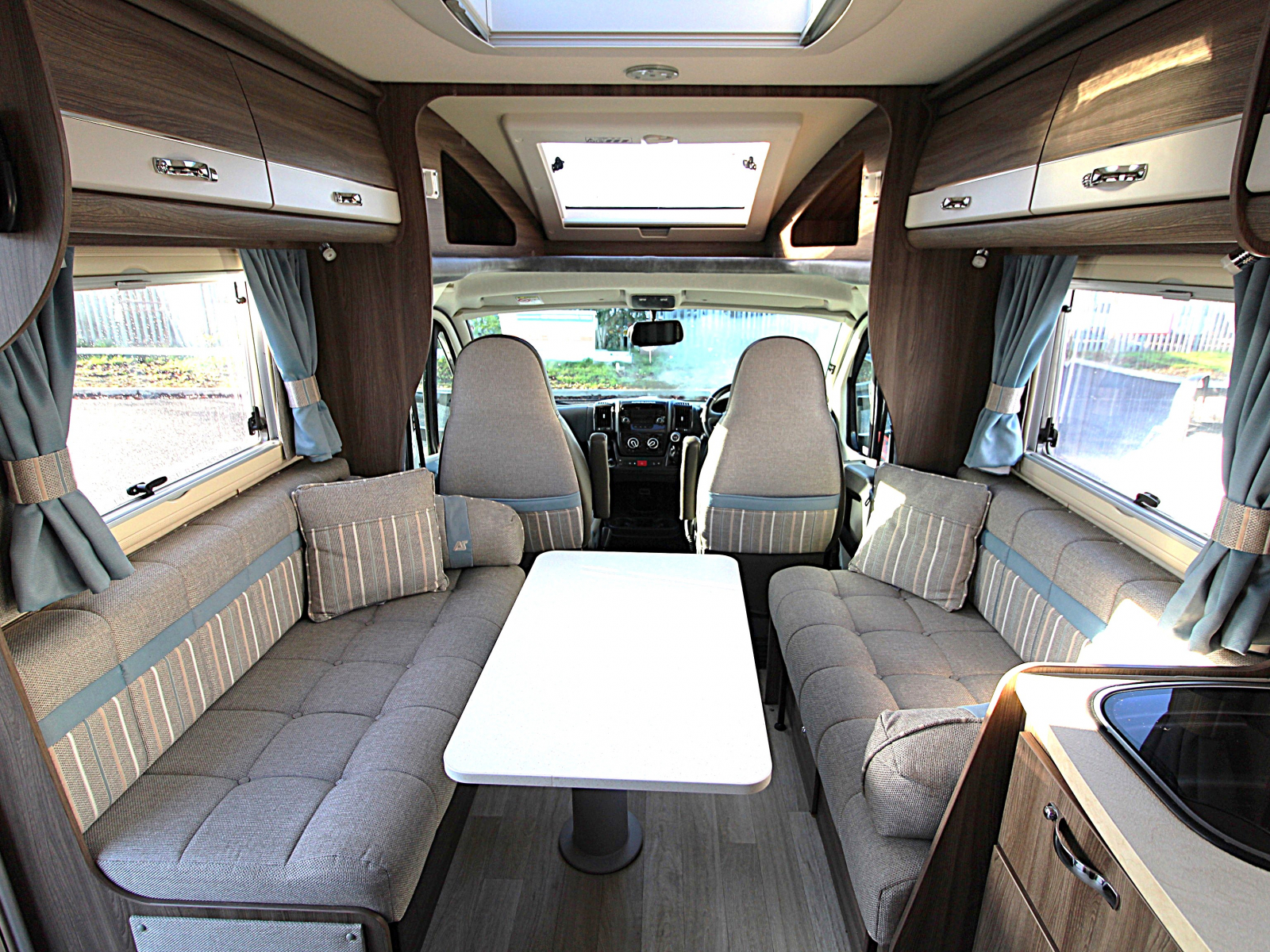 Auto-Sleeper  Corinium Duo - 2017 image