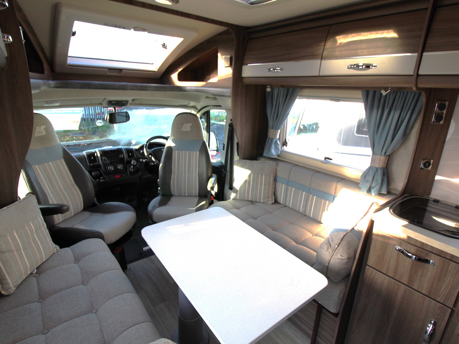 Auto-Sleeper  Corinium Duo - 2017 image