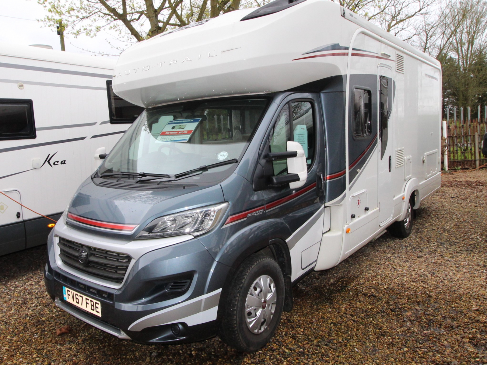 Auto-Trail Tracker RB - 2017 image