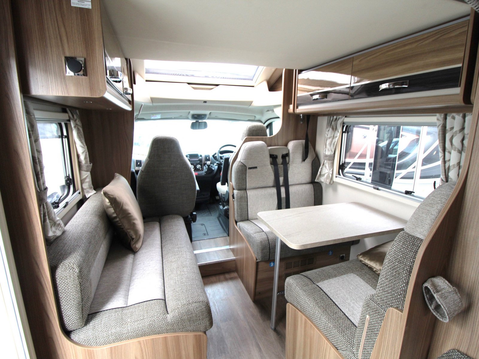 Bessacarr 496 Hi-Style - 2017 image