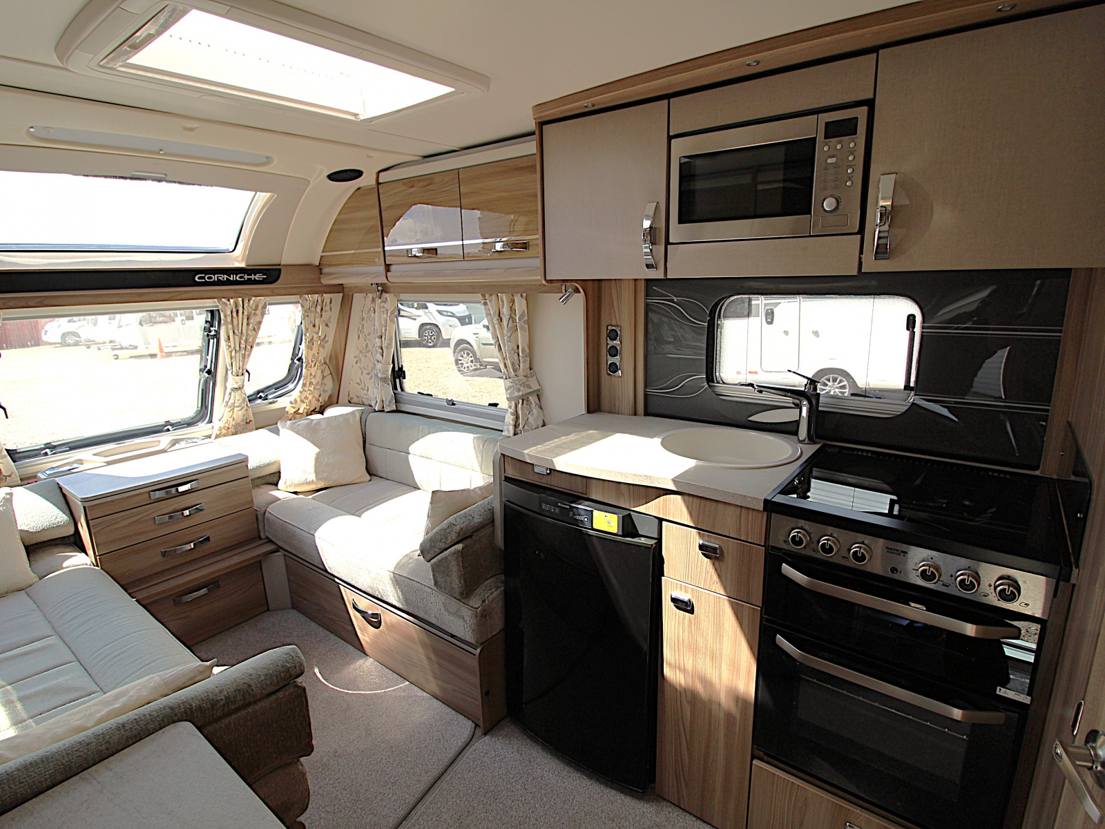 Swift Corniche 15/2 - 2017 image