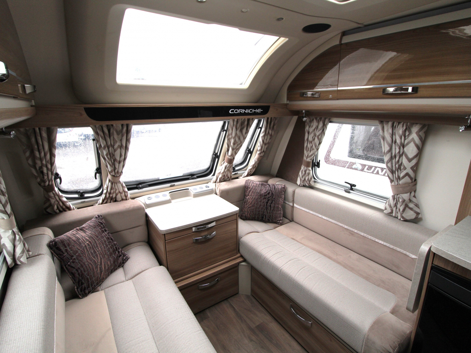 Swift Corniche 19/4 - 2019 image