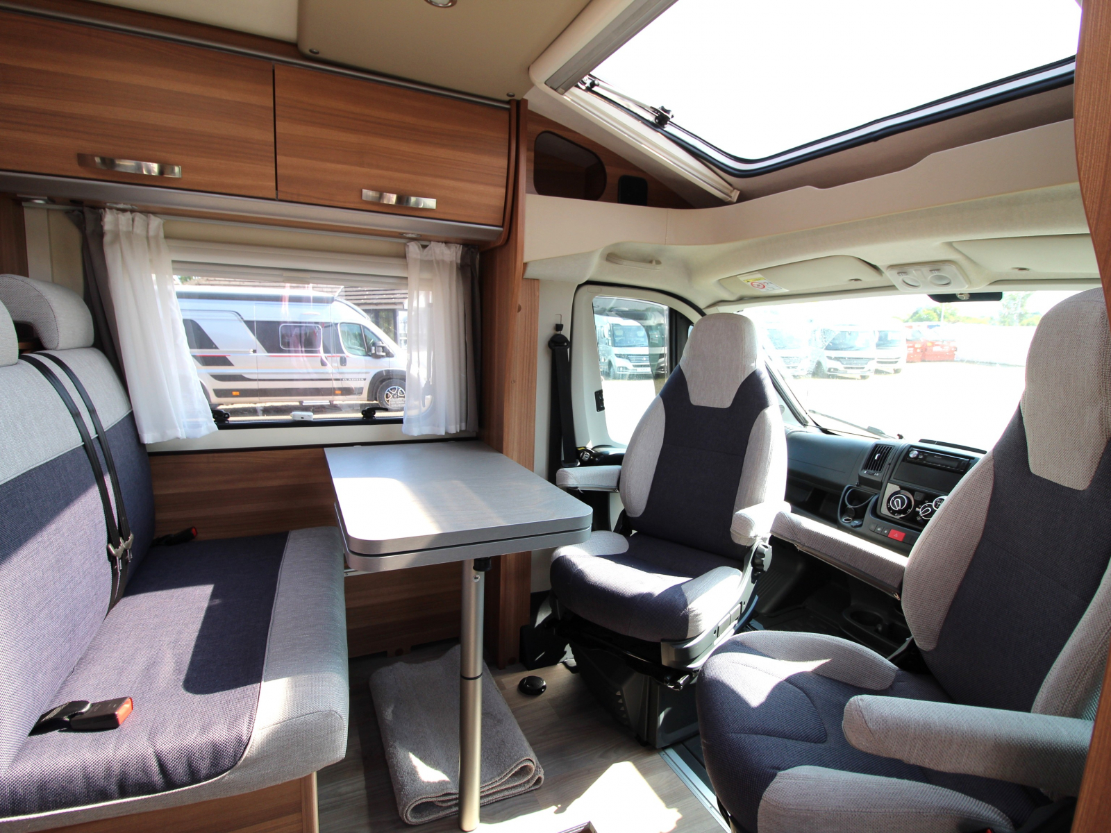 Weinsberg  Caraloft 600 MF - 2019 image