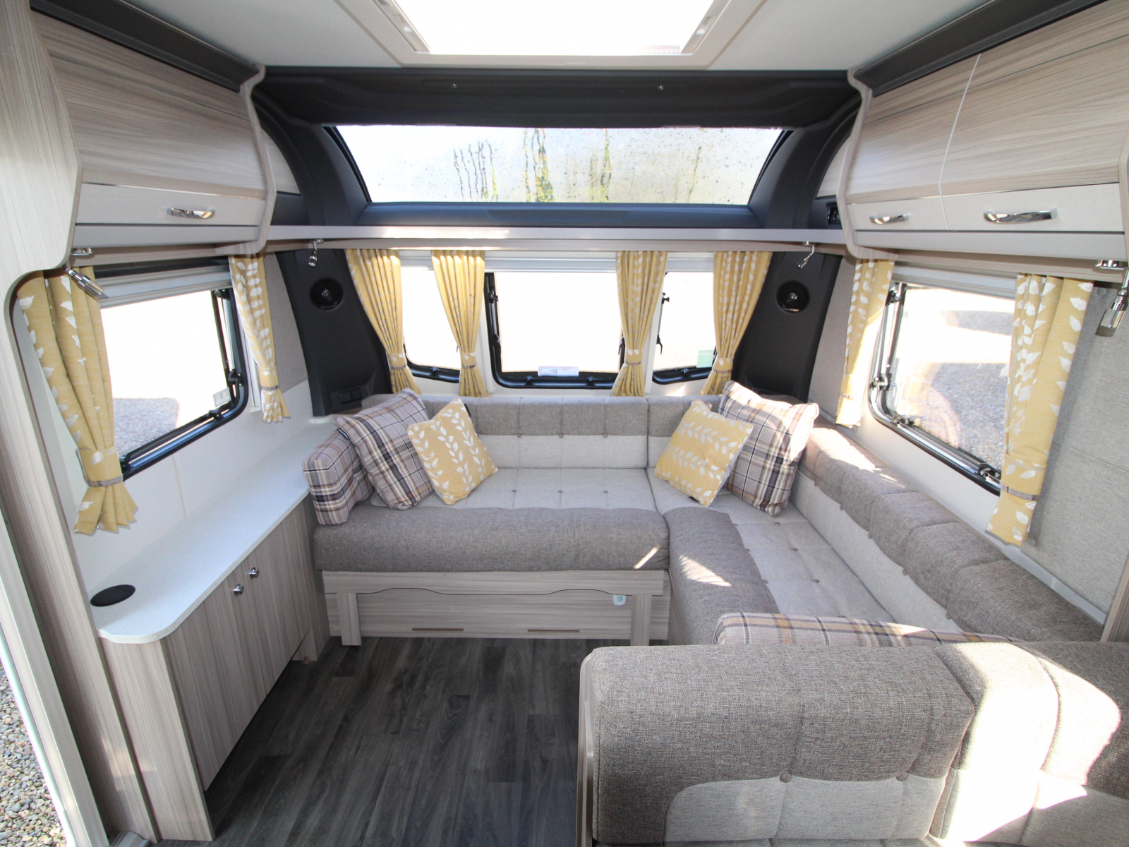 Coachman Acadia 860 Festival - 2020 image
