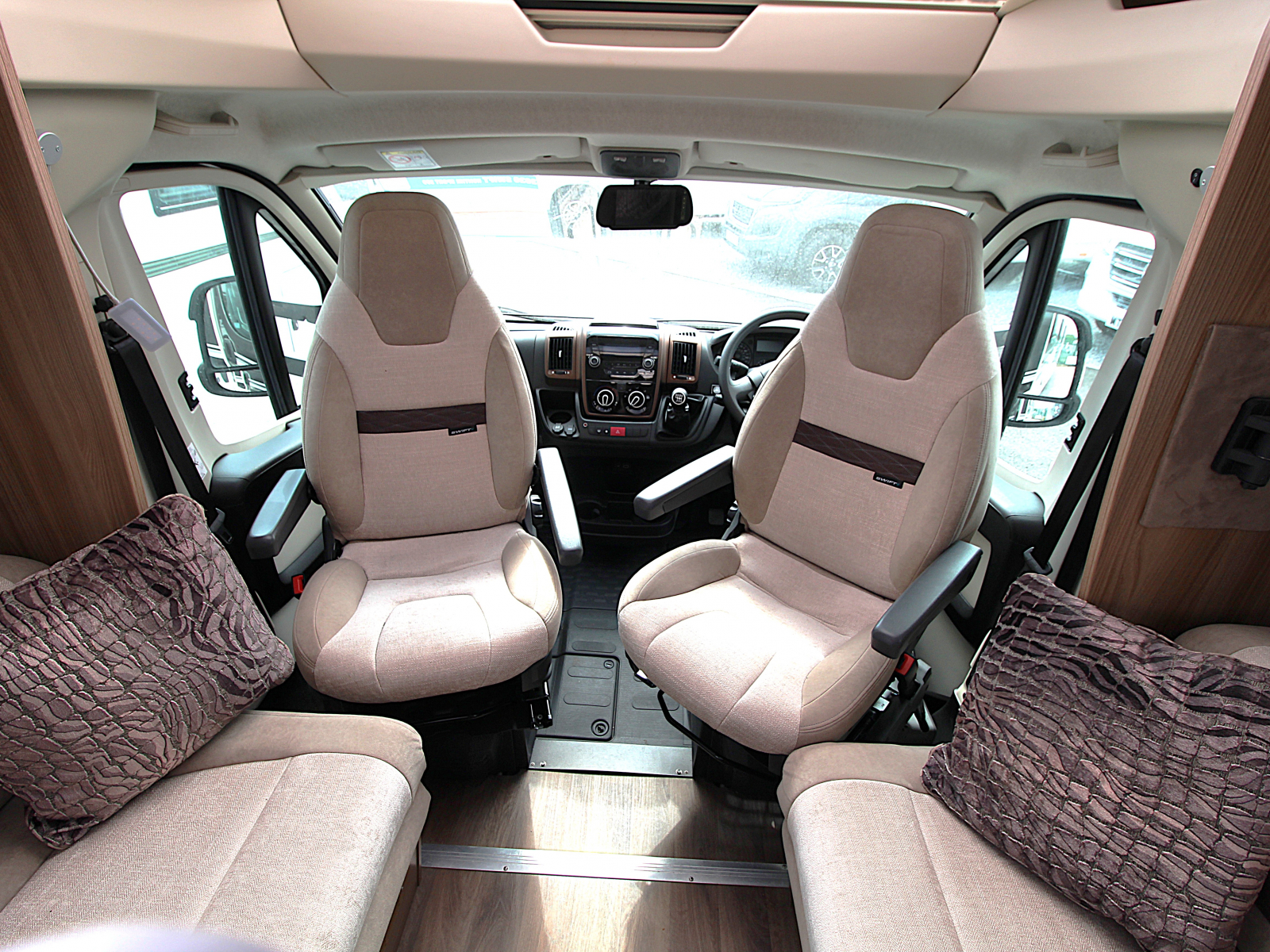 Swift Kon-Tiki 599 - 2020 image