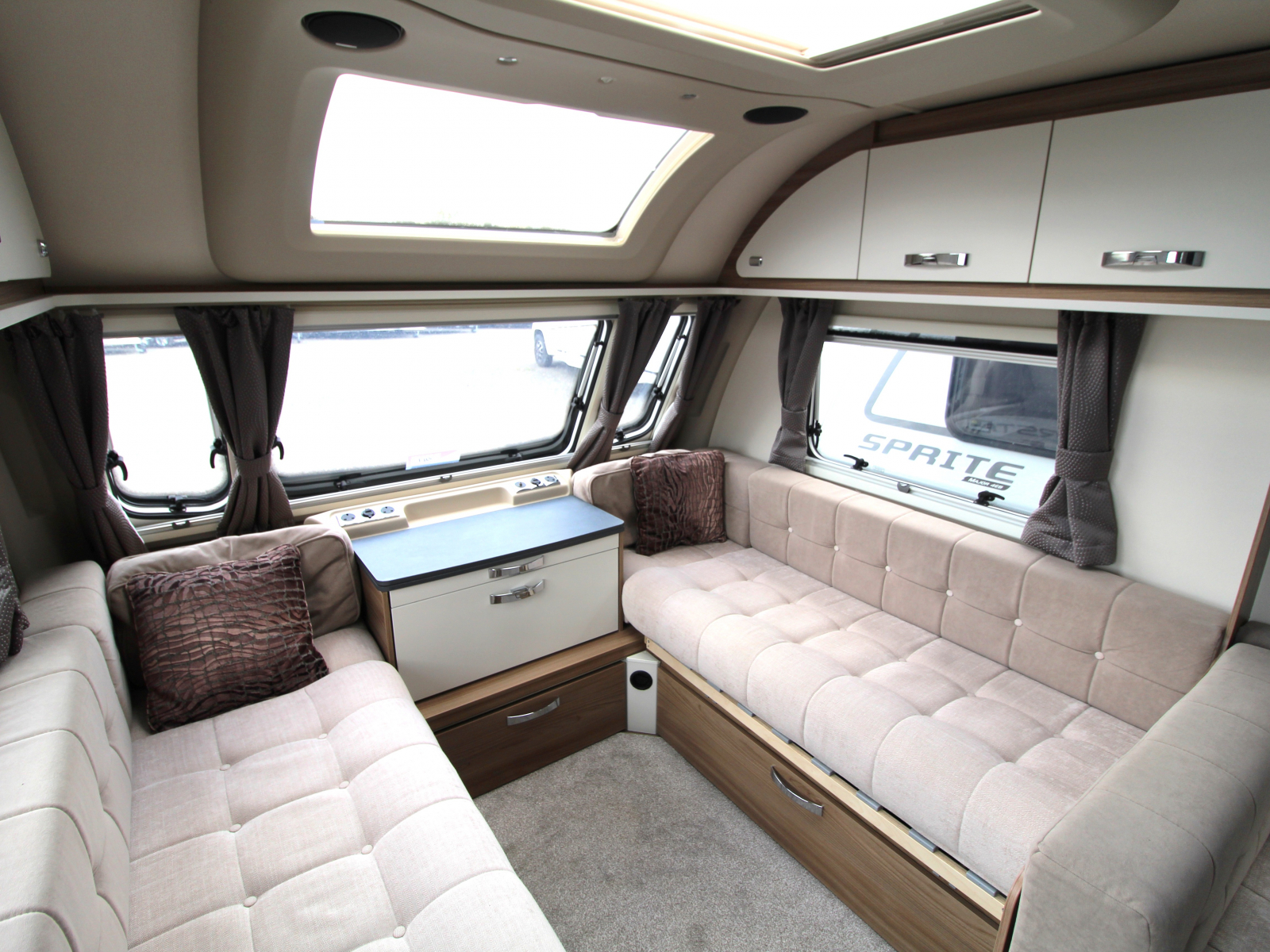 Swift Ace Award Superstar - 2020 image