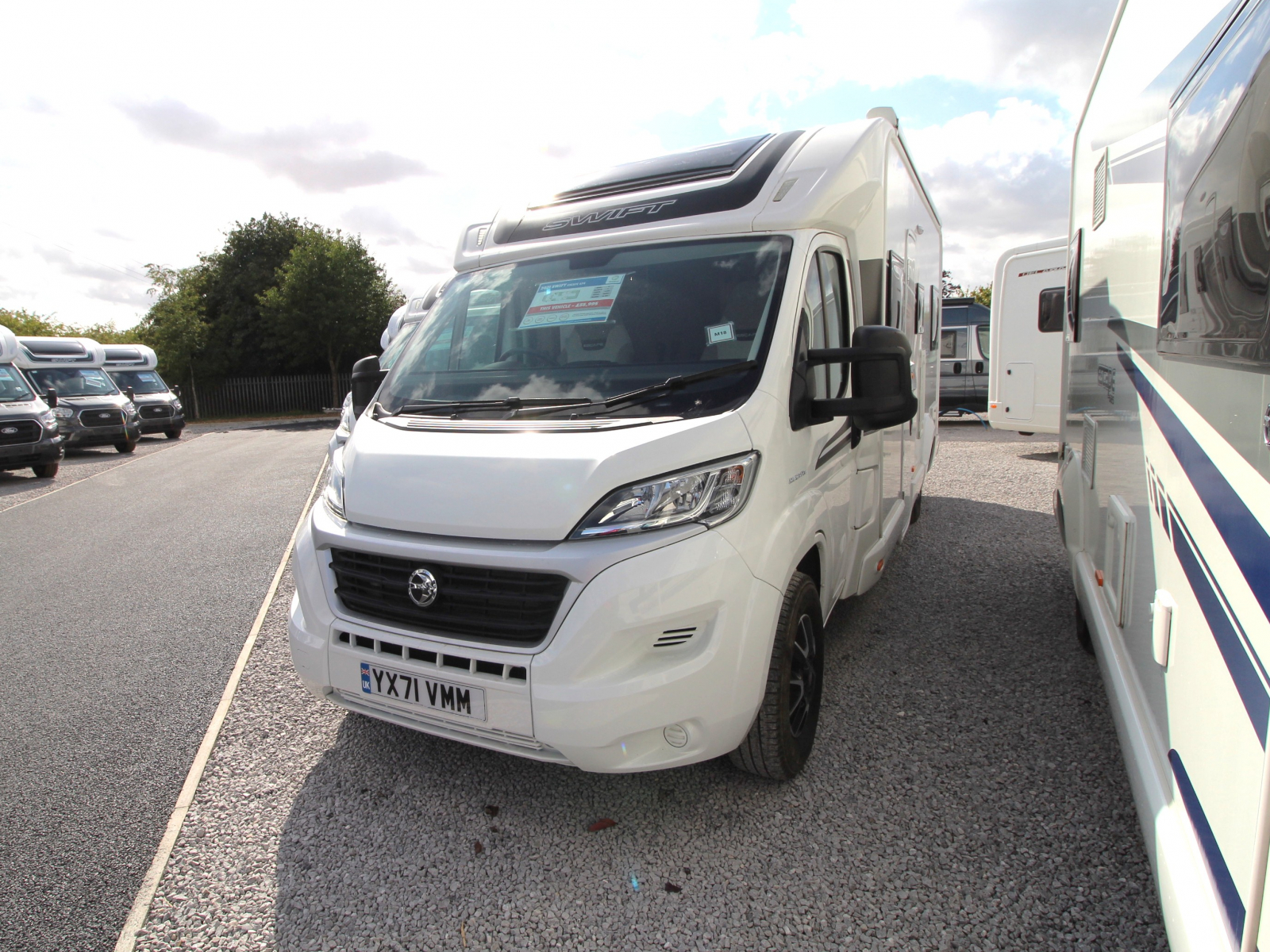 Swift Escape 674 - 2021 image