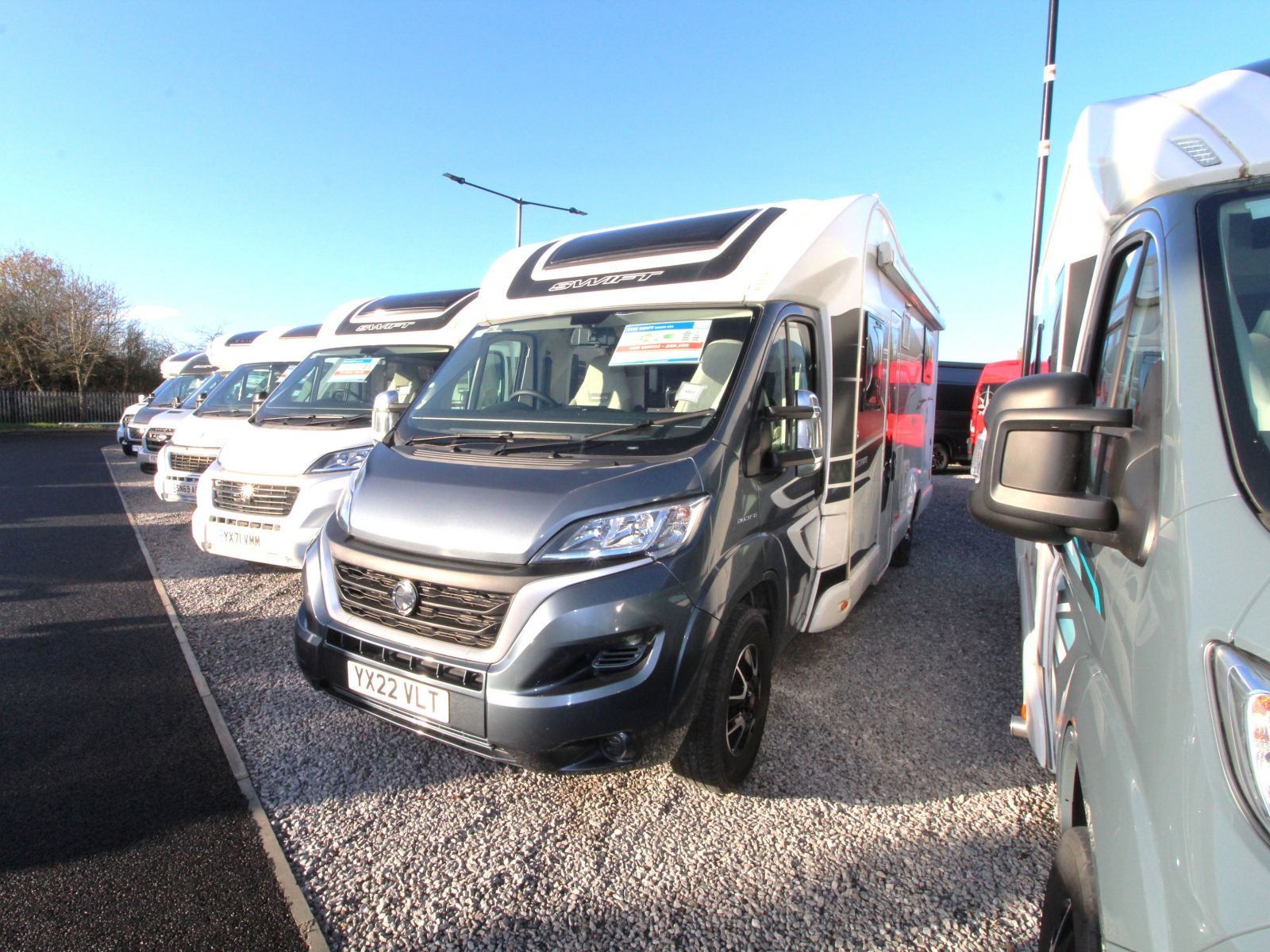 Swift Escape 694 - 2022 image