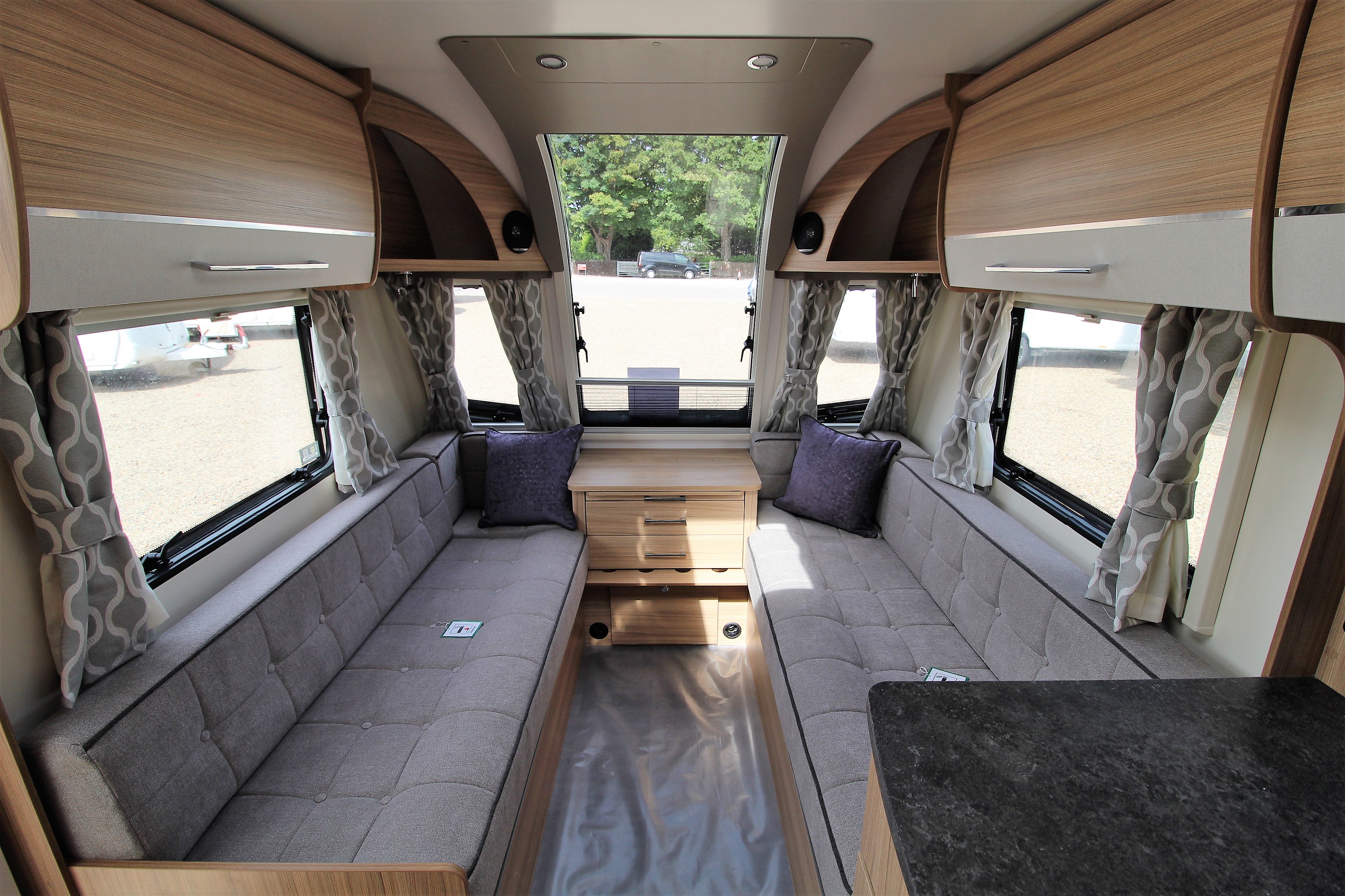 Wandahome New 2023 Bailey Phoenix+ 640 four berth touring caravan Wandahome (South Cave) Ltd