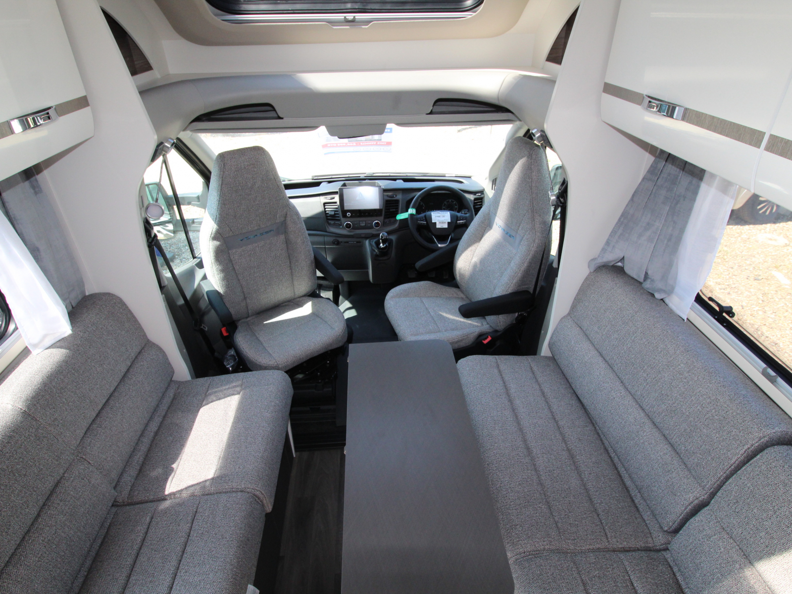 Swift Voyager 564  (Manual) NEW (45308) image