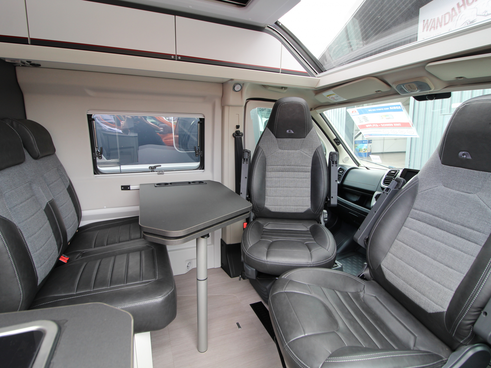 Adria Twin Sports 600 SPB - 2024 image