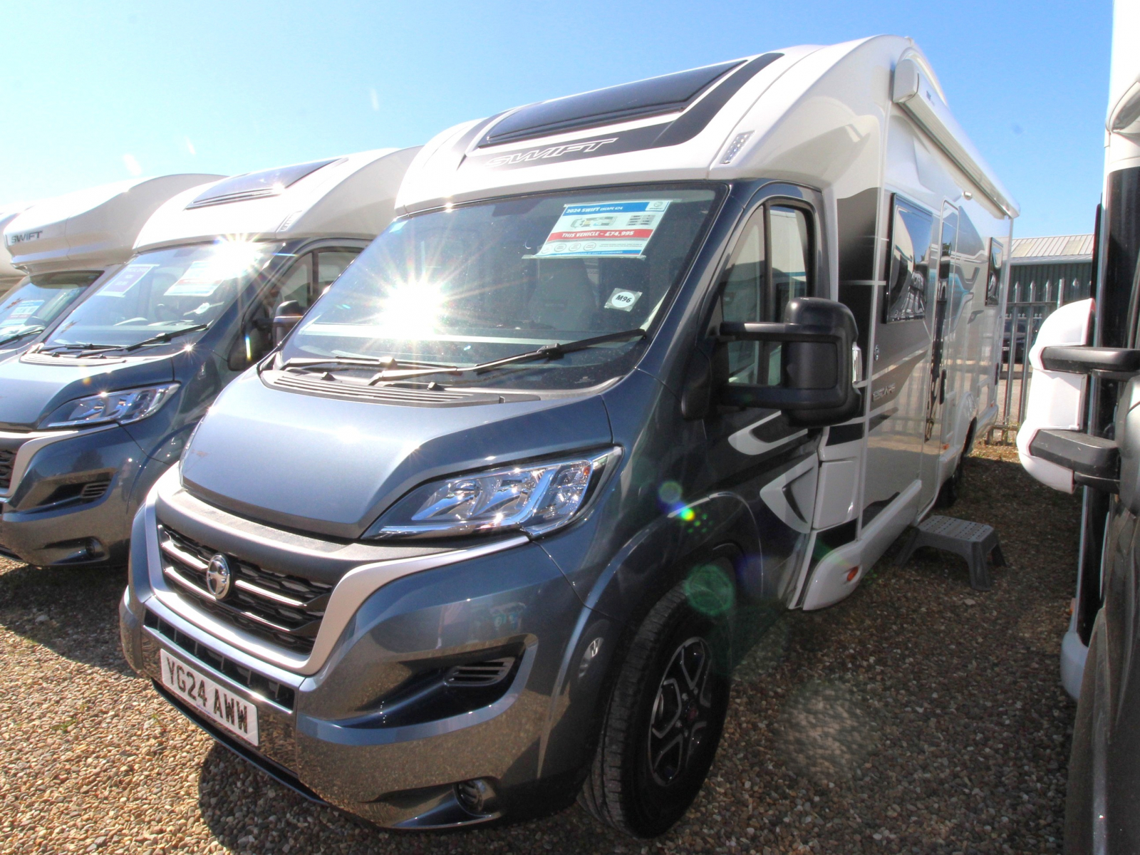 Swift Escape 674 - 2024 image