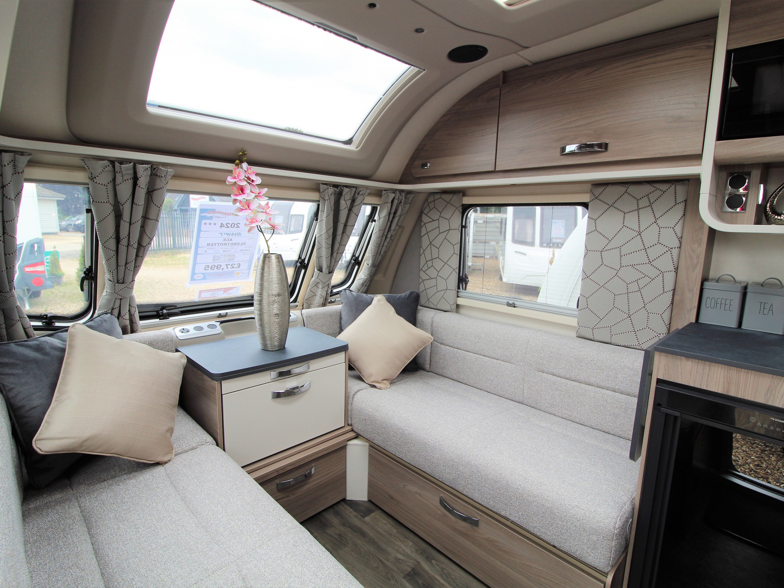 Swift Ace Globetrotter 2024 - Wandahome Special Edition image
