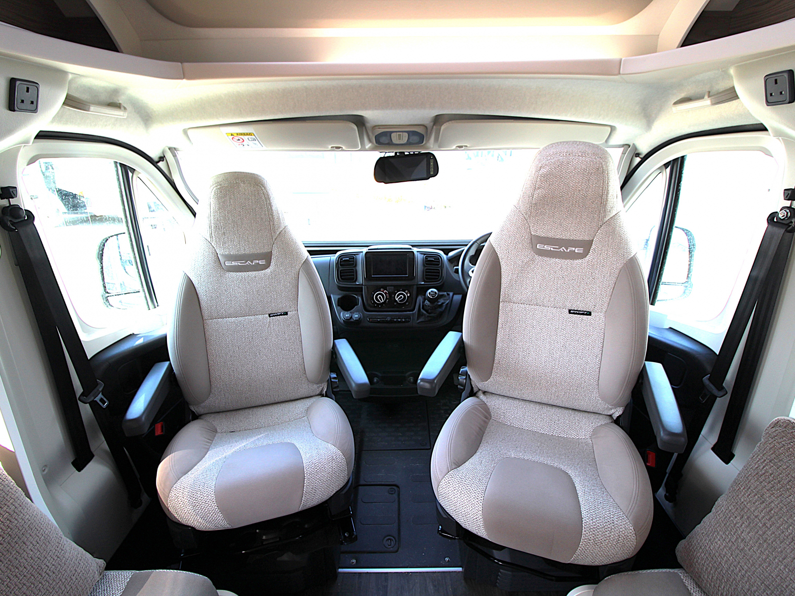 Swift Escape 640 - 2024 image