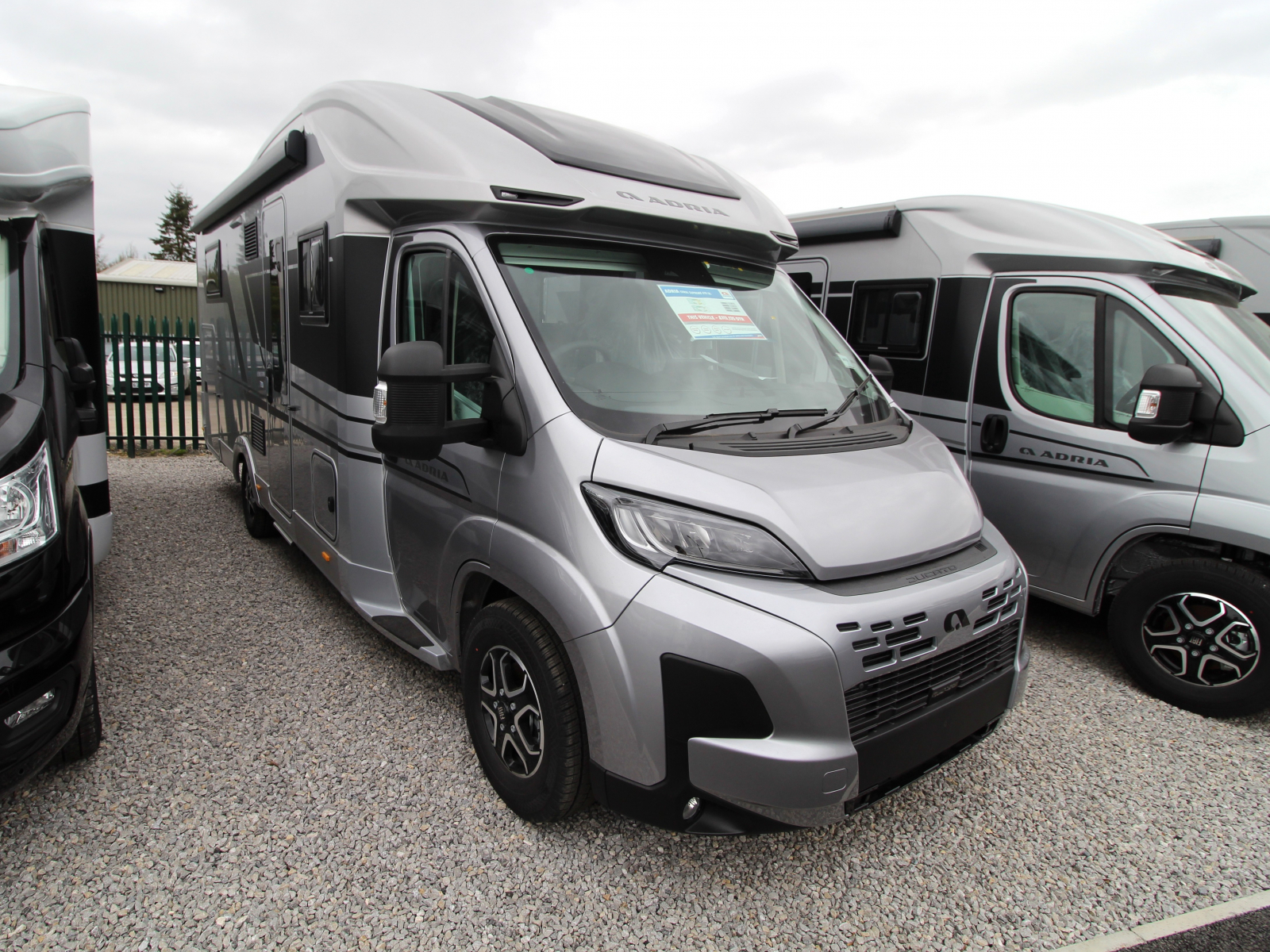 Adria Coral Supreme 670 DL 2026 (66587) image