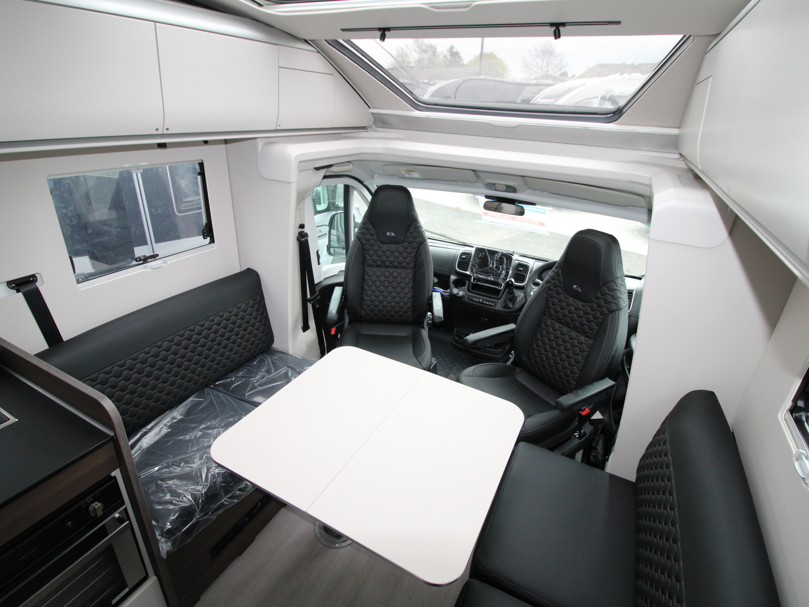 Adria Coral Supreme 670 DL 2026 (66587) image