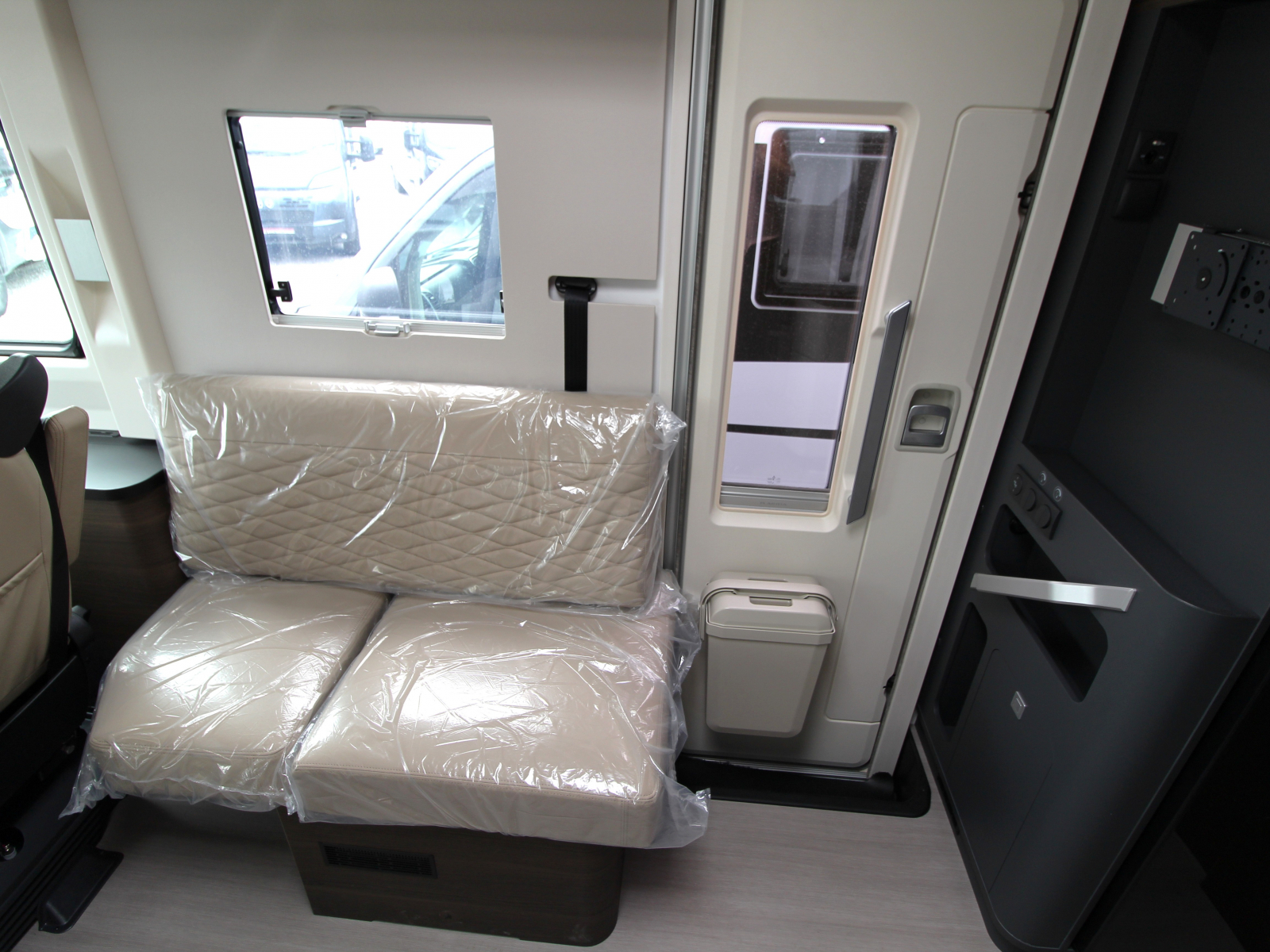 Adria Sonic Supreme 700 DL - (66831) image