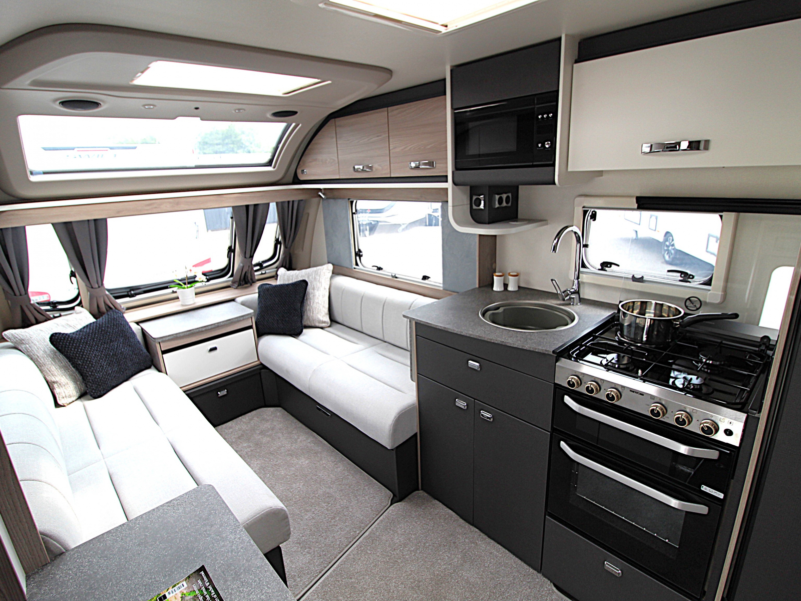 Swift Challenger 480 - 2026 image