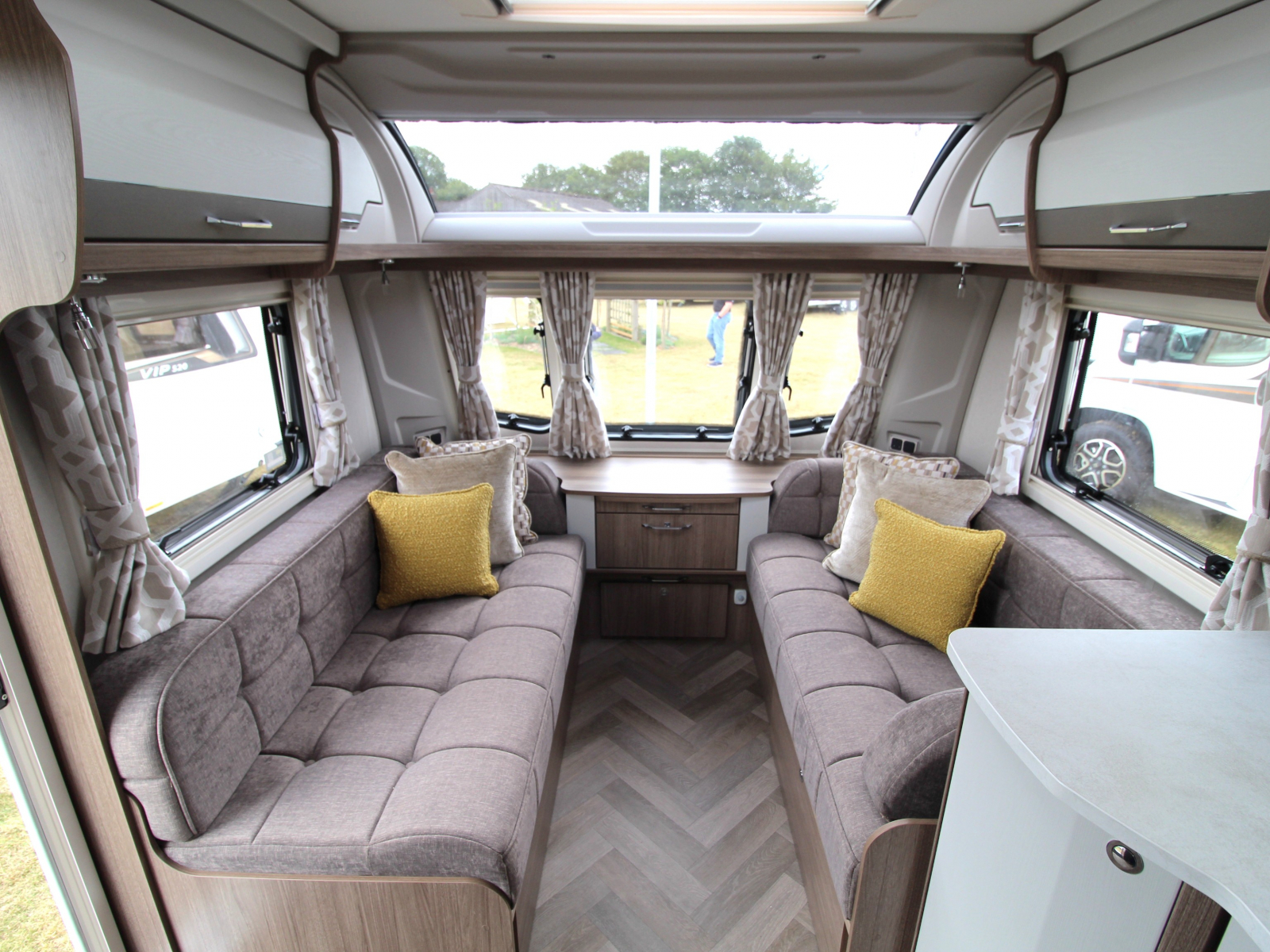 Coachman VIP 575 - 2026 image