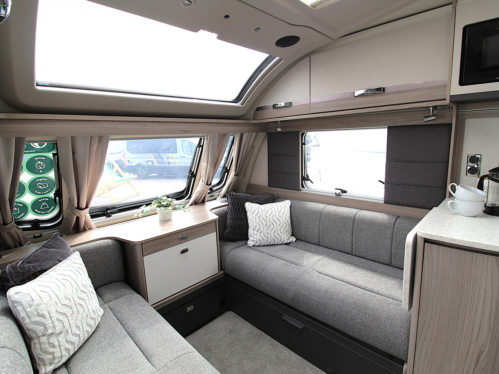 Swift Conqueror 565 - 2027 image