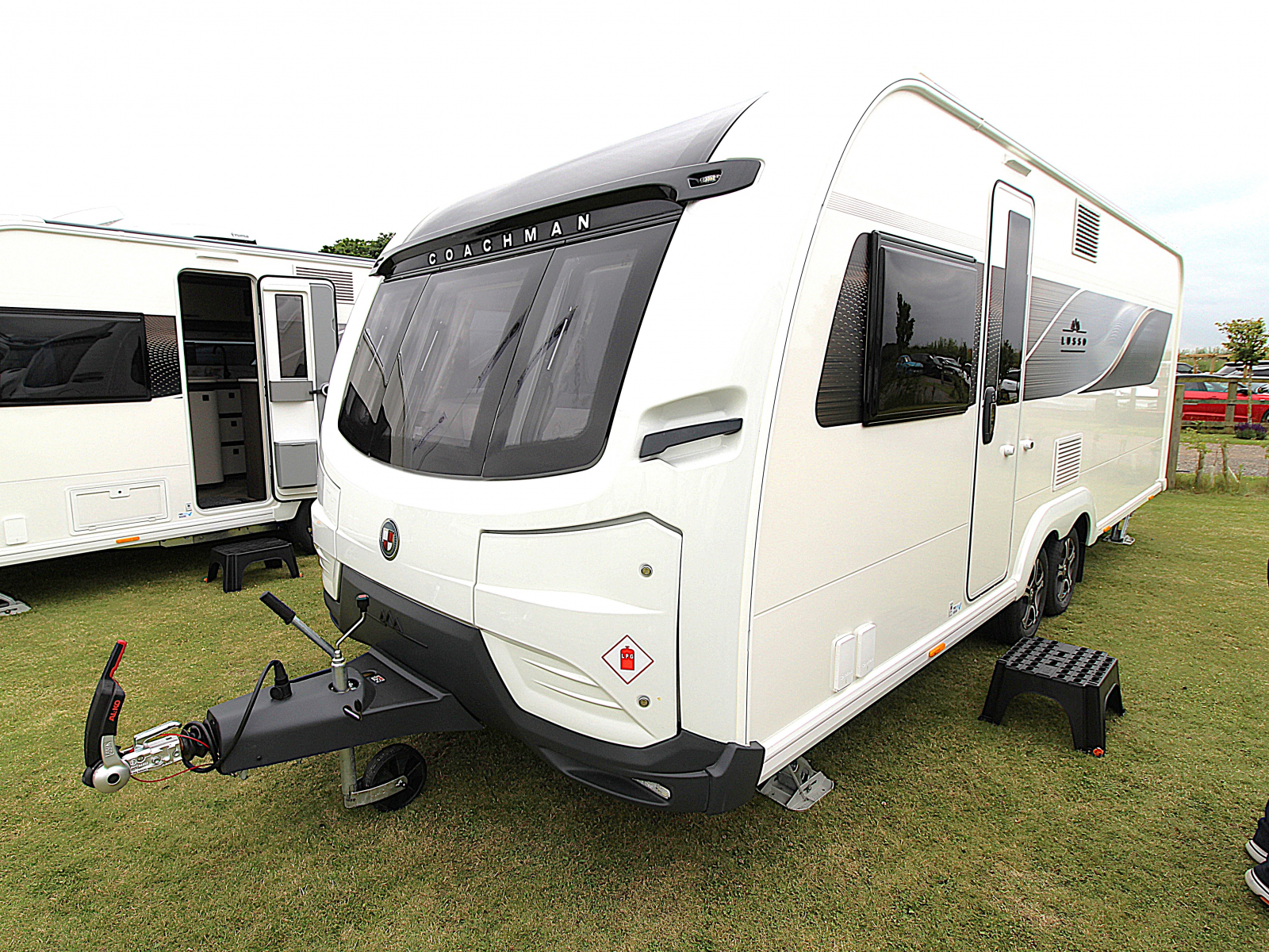 Coachman LUSSO III - 2027 image