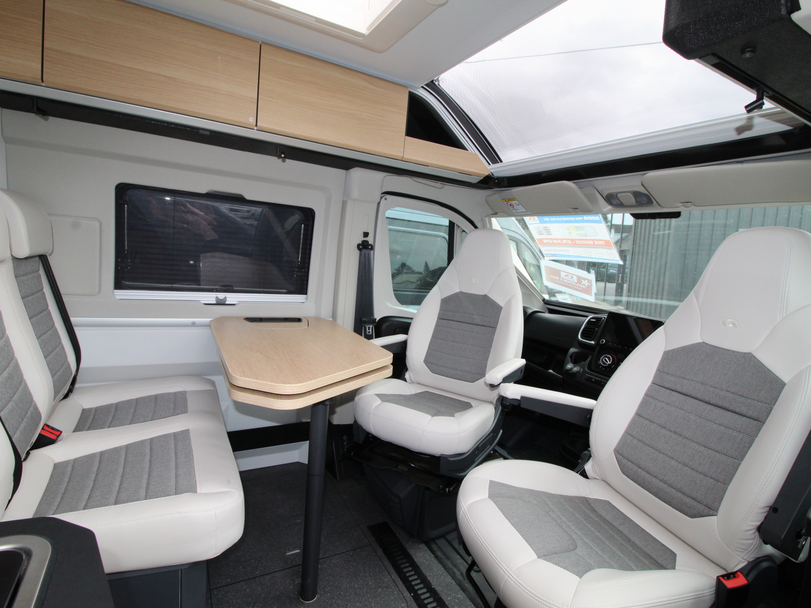 Adria Twin 60Y 640 SGX (68113) image
