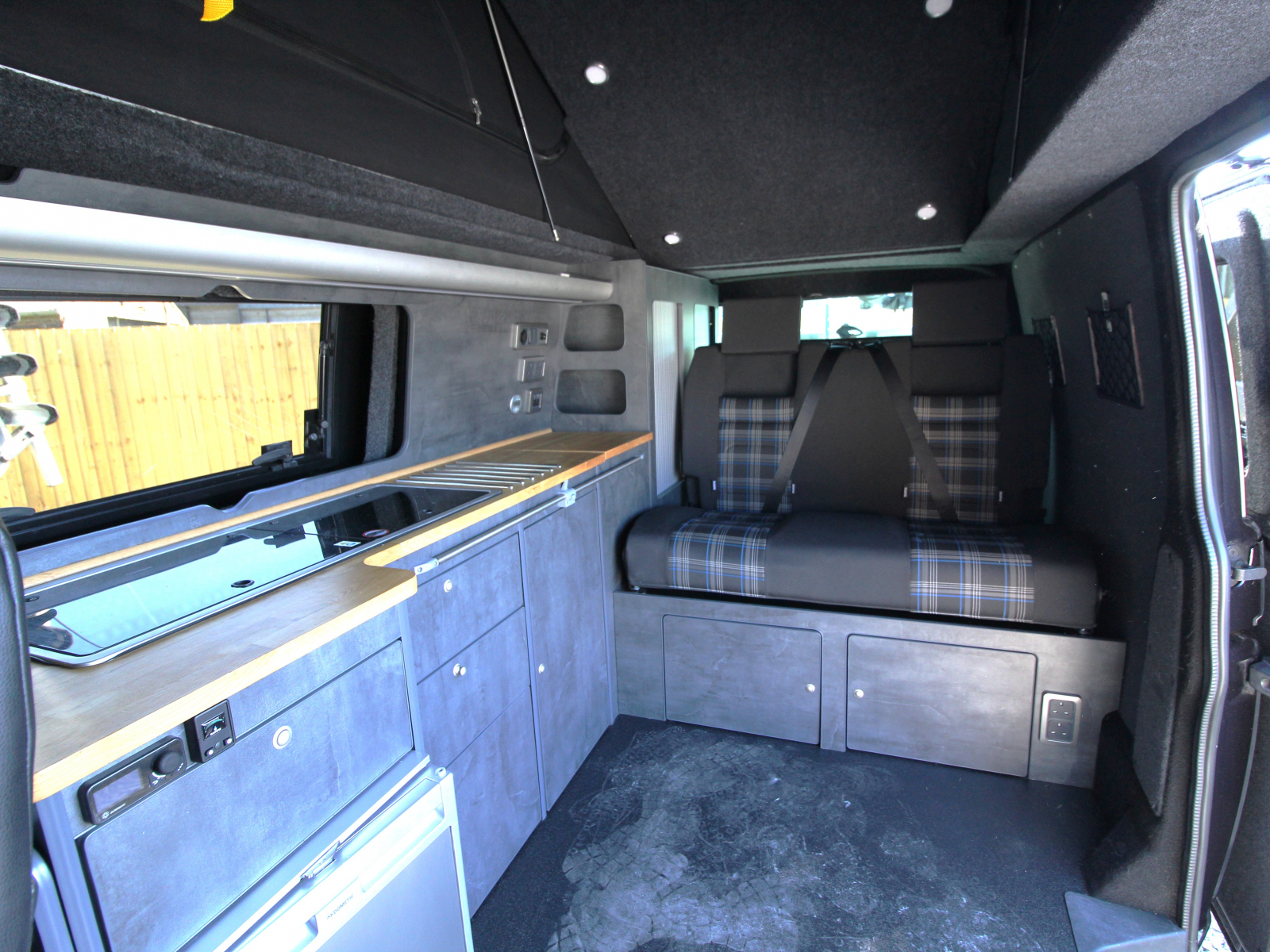VW T6 LWB - 2018 image