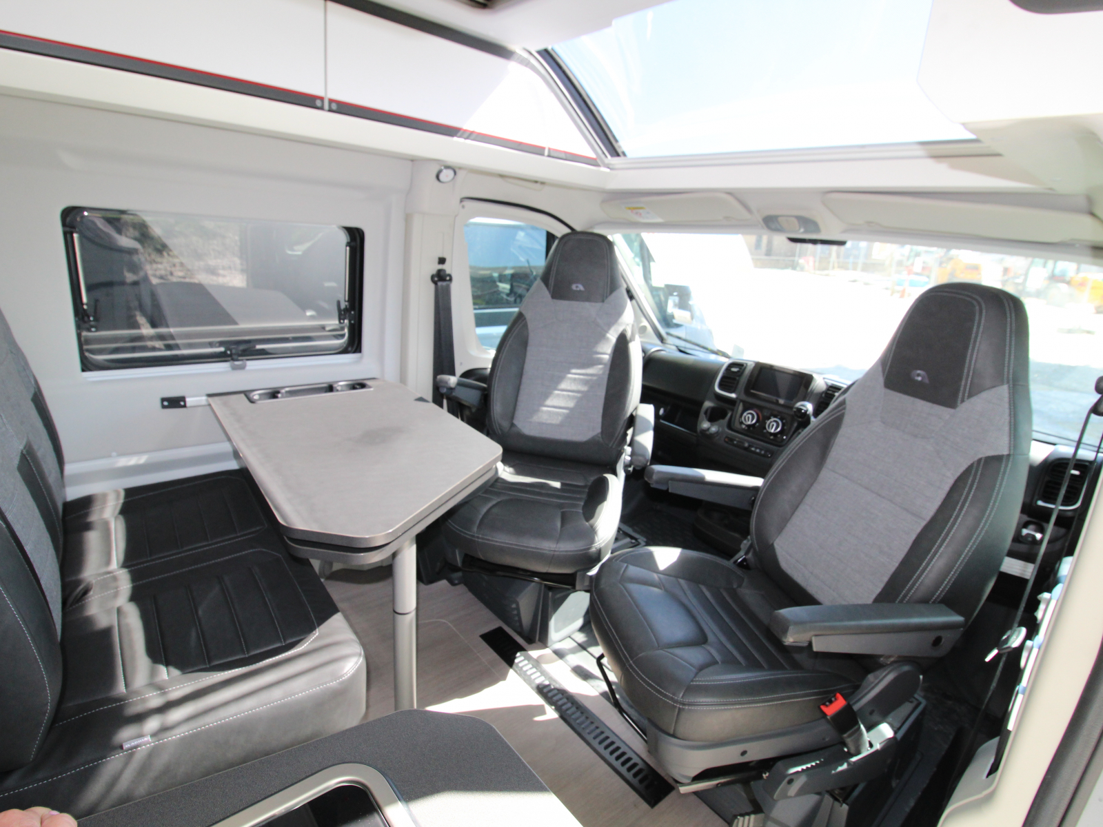 Adria Twin Sports 640 SGX - 2025 image