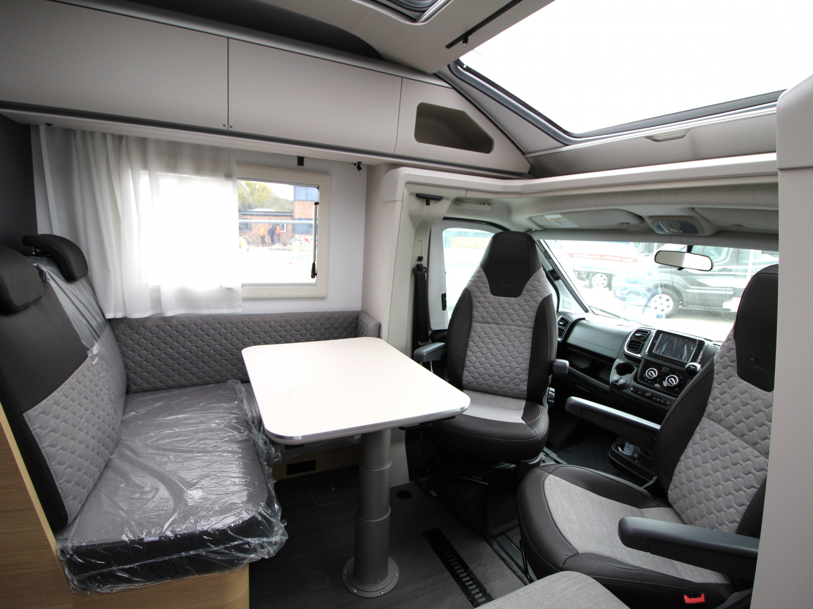 Adria Coral Axess 600 SL image