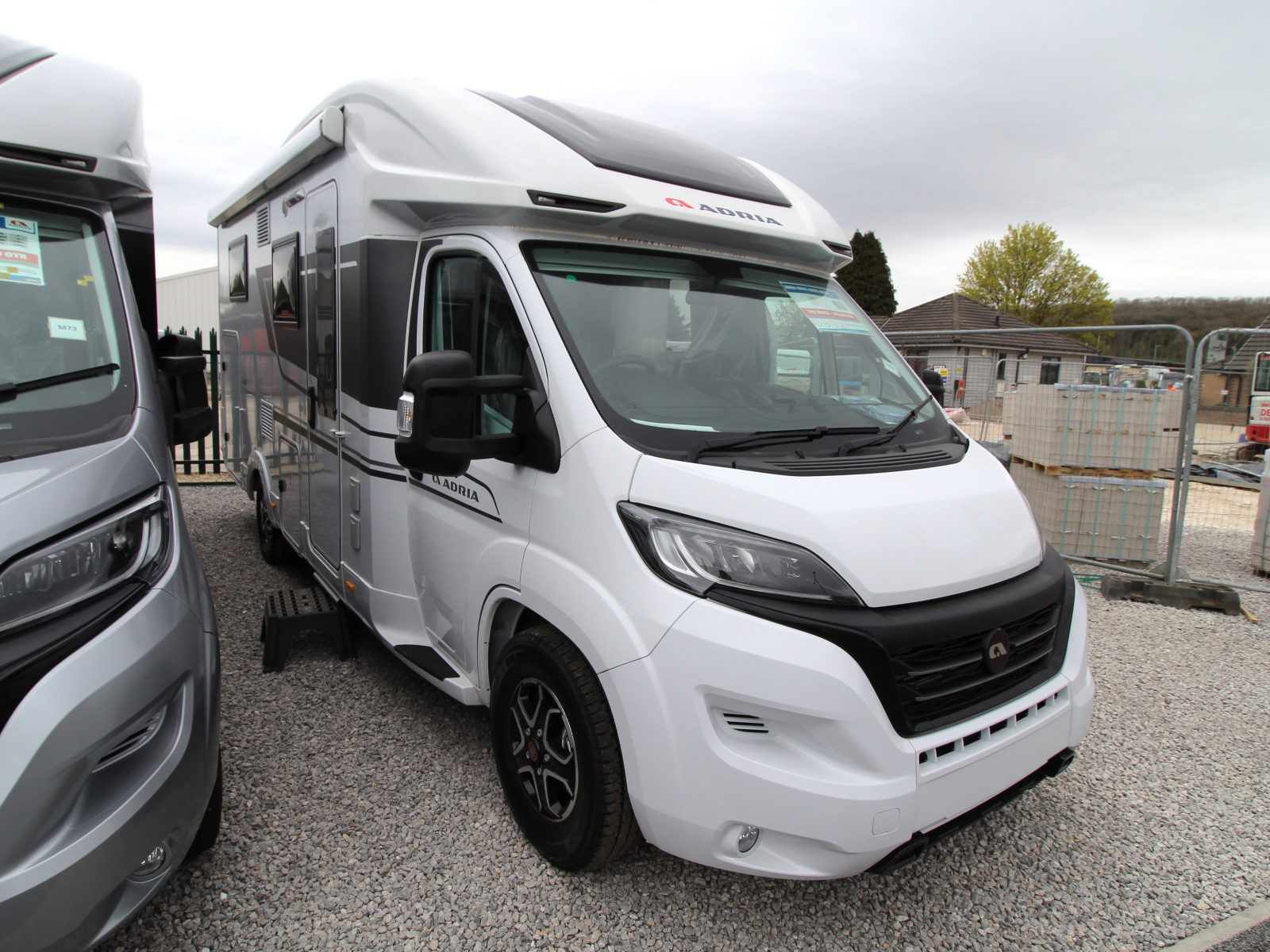 Adria Coral Axess 600 SL image