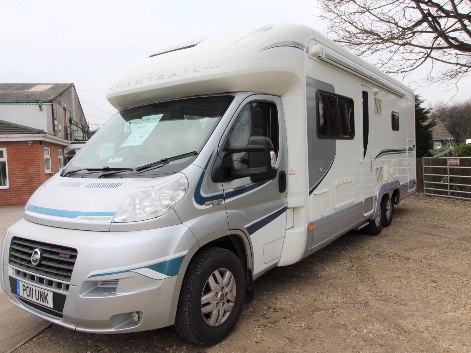 Auto-Trail Frontier Chieftain 2011 image