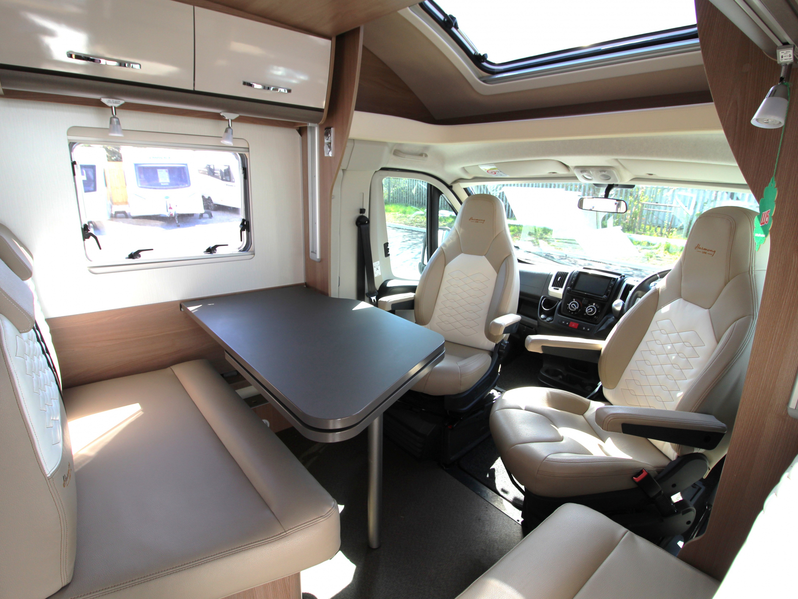 Burstner Lyseo TD 744 Harmony - 2018 image