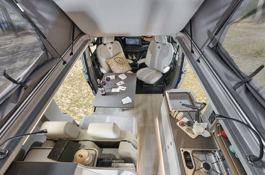 https://www.wandahome.online/assets/media/kelsey-interior-1.jpg
