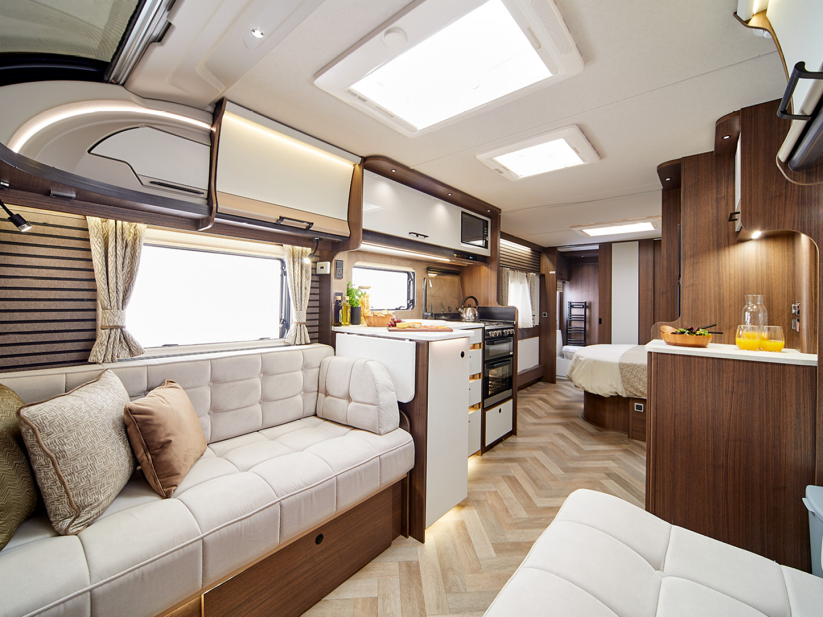 Coachman Laser 875 XTRA - 2027 image