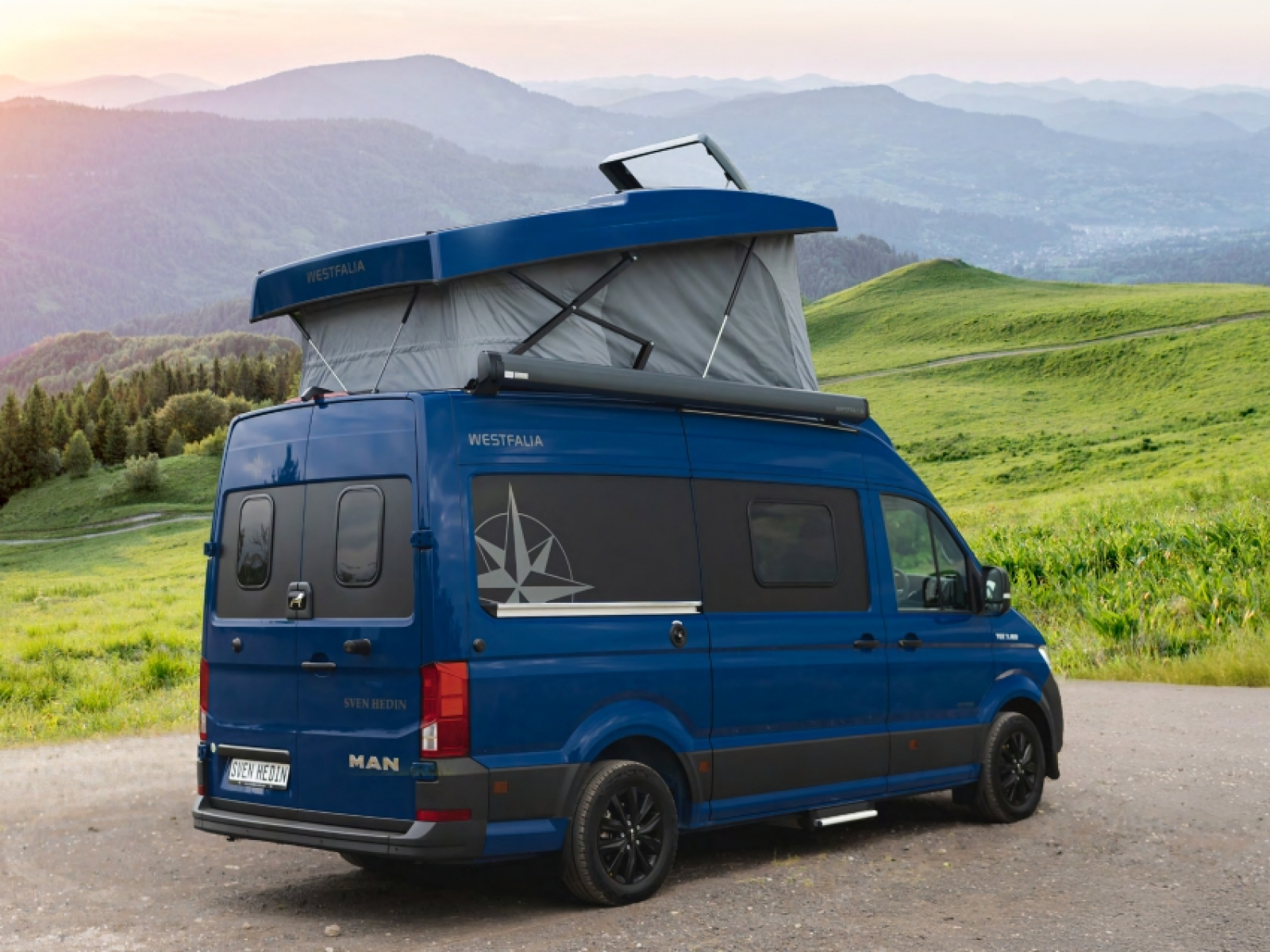 Westfalia Sven Hedin 'Pop-Top' Ice Blue - 2026 image