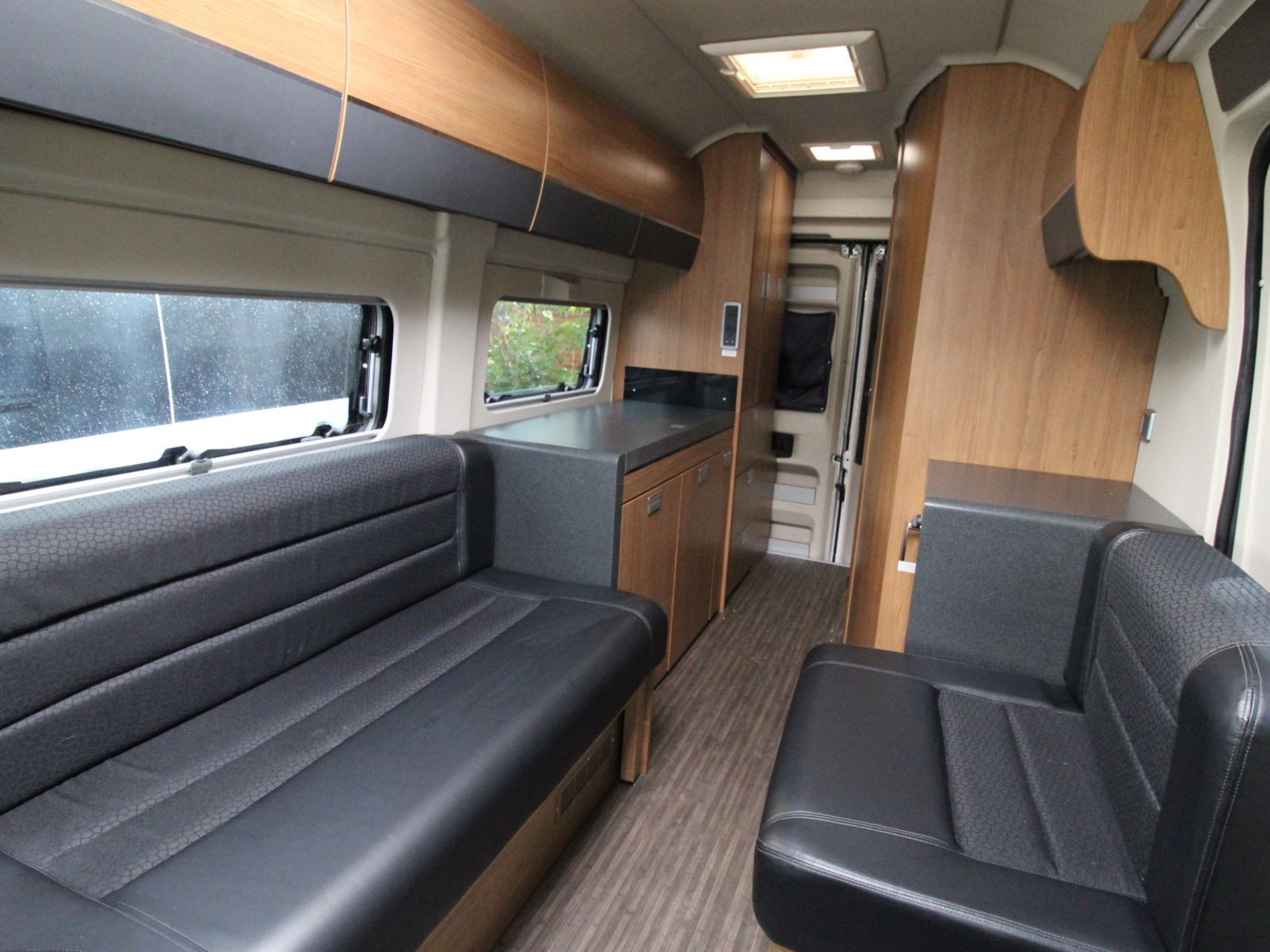 Auto-Trail V-Line 600 - 2014 image