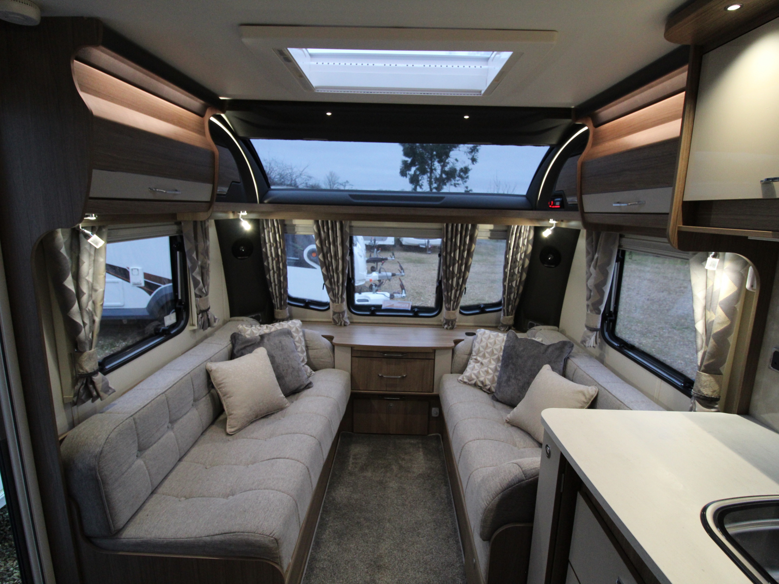 Coachman VIP 575 - 2022 image