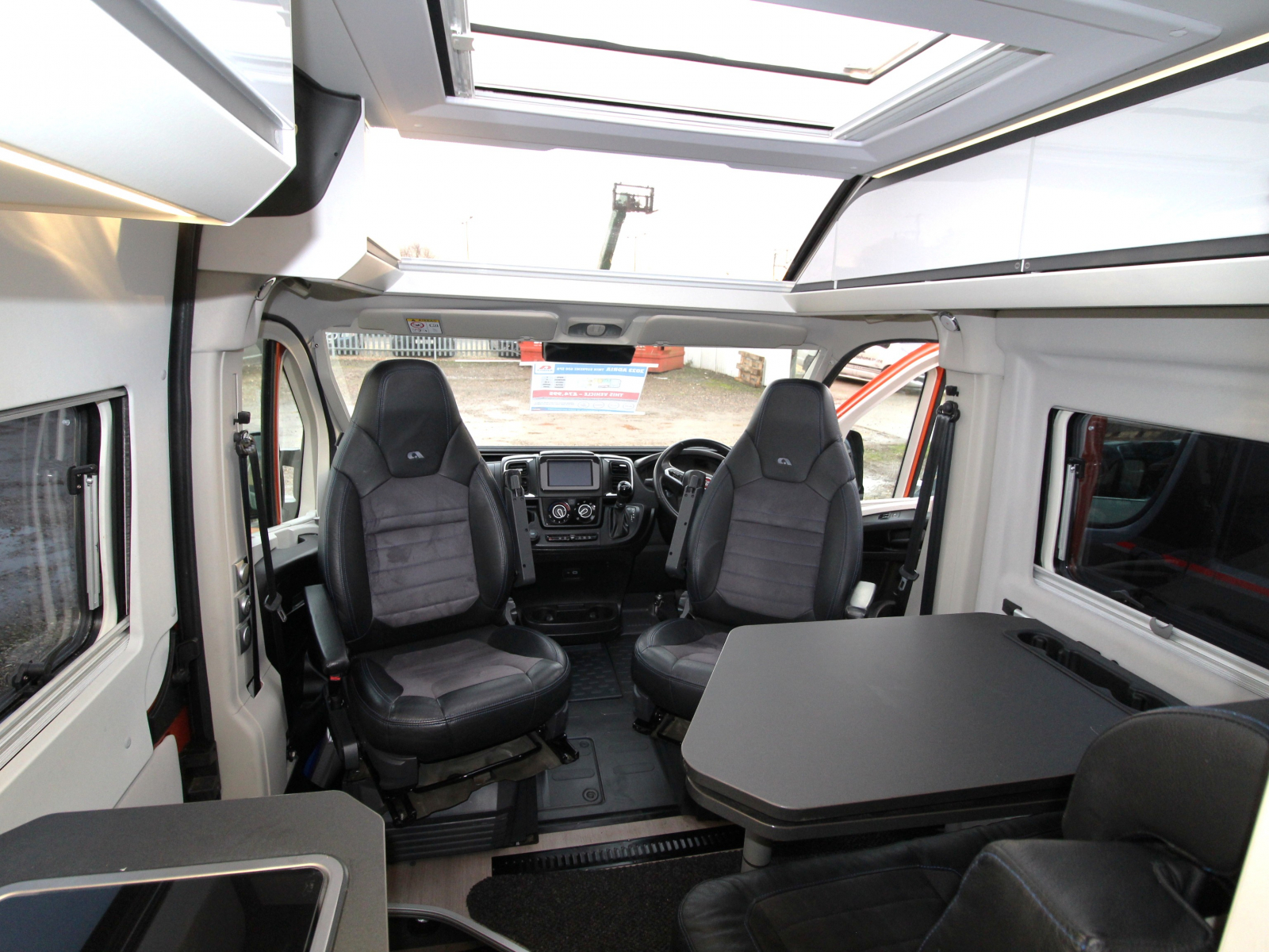 Adria Twin Supreme 600 SPB - 2023 image