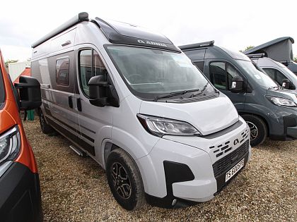 Adria Twin Supreme  600 SPB Expedition Grey (62131) Image