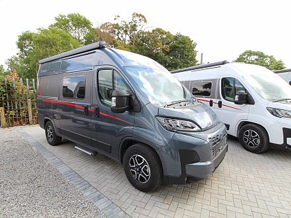 Dethleffs Globetrail 540 DR - Iron Grey Image