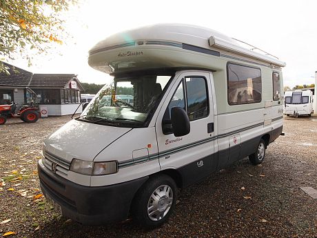 Auto-Sleeper  Executive 2002 image