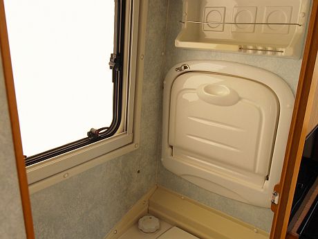 Auto-Sleeper  Executive 2002 image