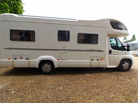 Bessacarr E795 2009 image